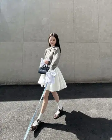 Bibiy. BLAIR FLARE SKIRT
