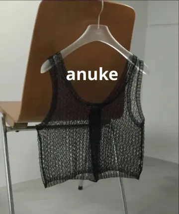 ANUKE 앙느크 Metallic Knit Tanktop