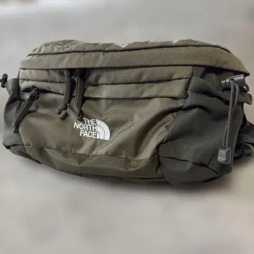 THE NORTH FACE 바디백 올리브