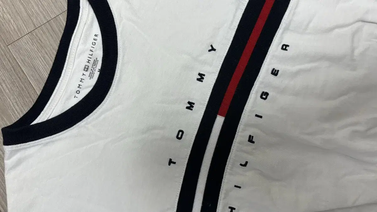 Tommy Hilfiger Cropped Top M