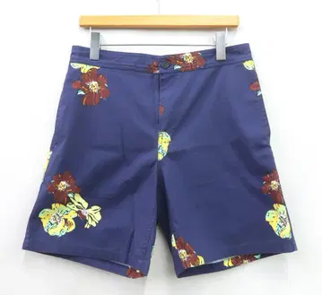 A.P.C. 아페쎄 꽃무늬 숏팬츠