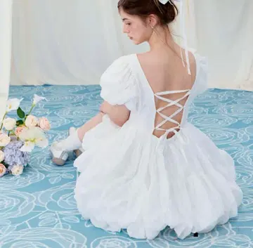 Flower petal jacquard balloon one-piece