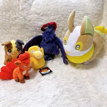 등신대 원파치 거다이맥스 아머까오, 코닥 등 봉제 인형 5개 세트