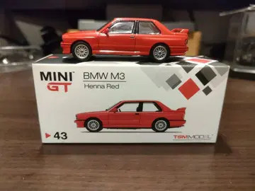 MINIGT BMW M3 Henna Red 1/64
