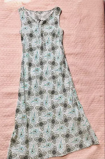 LAURA ASHLEY 슬리브리스 롱 원피스