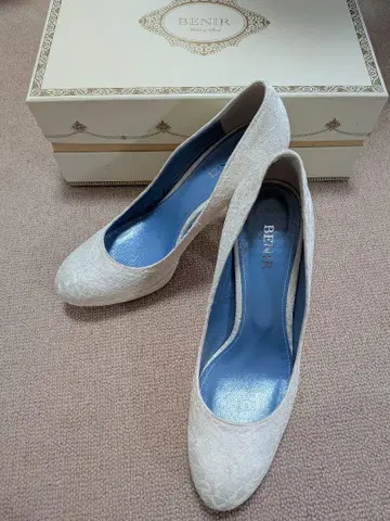 BENIR 아이보리 레이스 24.0cm 하이힐 펌프스