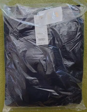 UNIQLO 캐시미어 V넥 스웨터 L 사이즈 블랙