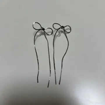 실버 귀걸이