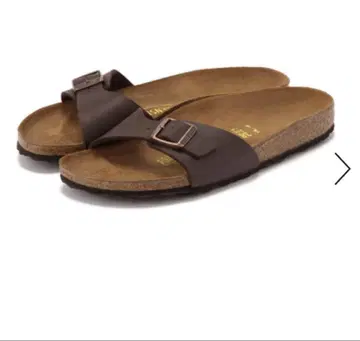 BIRKENSTOCK 다크 브라운 샌들 43 사이즈