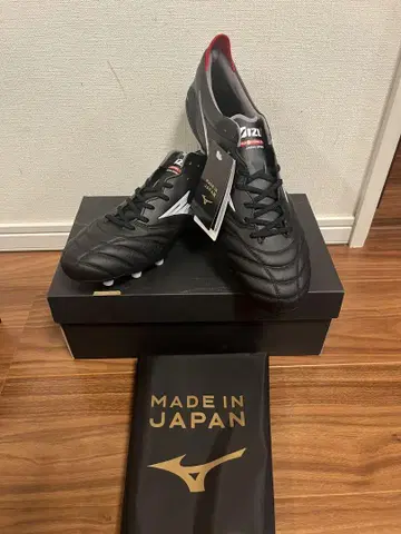 미사용 새상품! 모렐리아 NEO 4 JAPAN 블랙 29.5!