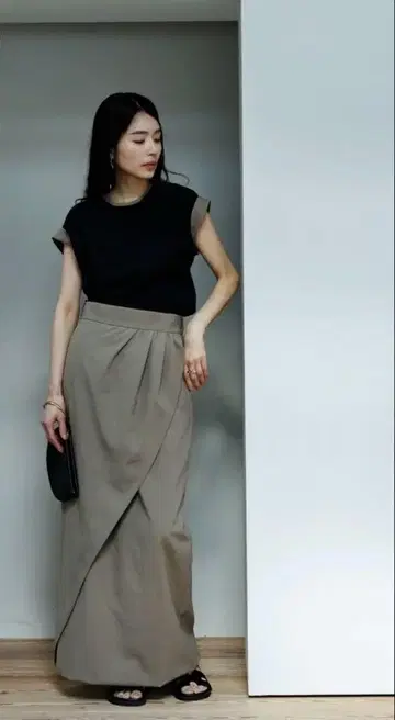 미사용 새상품 deres 17th collection 블라우스