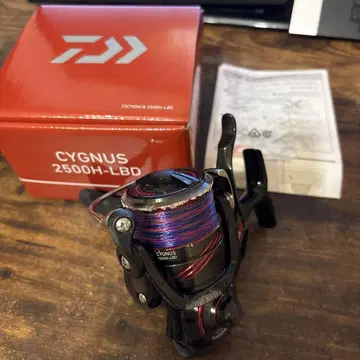 [ 스풀 교환 필요 ] DAIWA CYGNUS 2500H-LBD 낚시릴