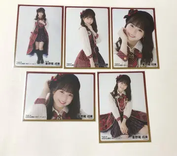 AKB48 쿠라노오 나루미의 브로마이드입니다.