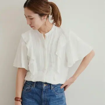 FRAMe WORK 린넨 레이온 프릴 블라우스 반팔 화이트
