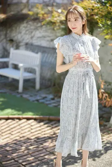 tocco closet 허리 리본 부착 라인 플라워 플리츠 롱 원피스