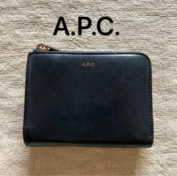 A.P.C. L자 지퍼 지갑 컴팩트 월렛