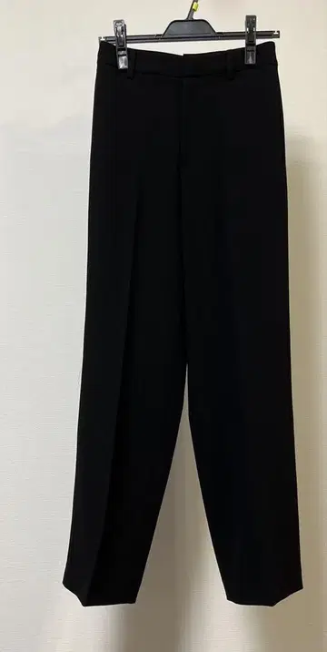 23구 블랙 슬랙스 센터프레스
