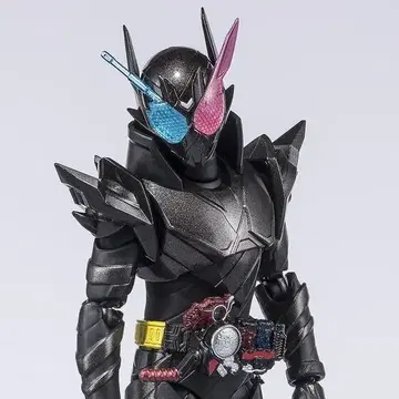 S.H.Figuarts 가면라이더 빌드 래빗 탱크 해저드 폼