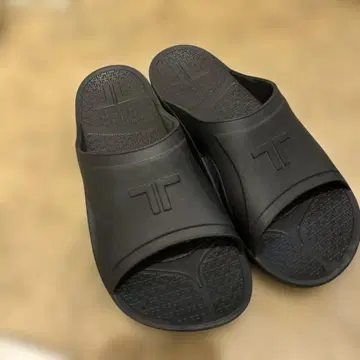 TELIC 리커버리 샌들