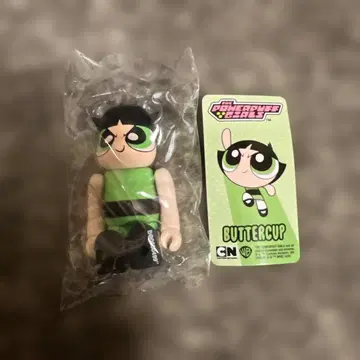베어브릭 시리즈50 파워퍼프걸 뒷면
