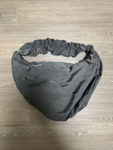 OUAT office bag steel