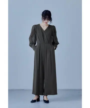 새상품 이번 시즌  블랙 M 팬츠 드레스 카슈쿨 디자인 팬츠 드레스
