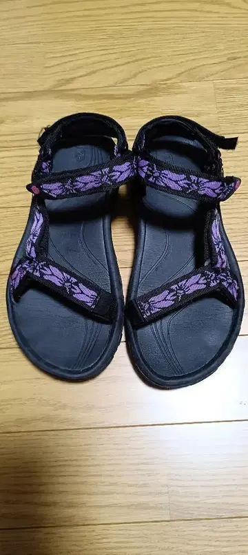 Teva 허리케인