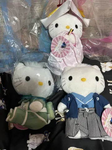 헬로키티 다니엘 밀레니엄 우주비행사 재패니즈 웨딩