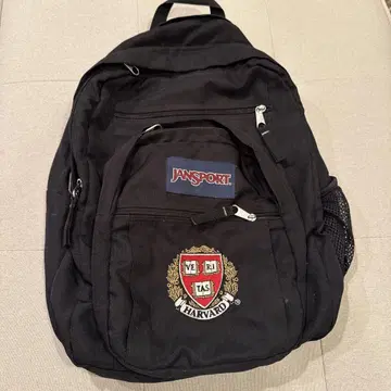 JANSPORT 하버드 엠블럼 백팩 (미국에서 구매)