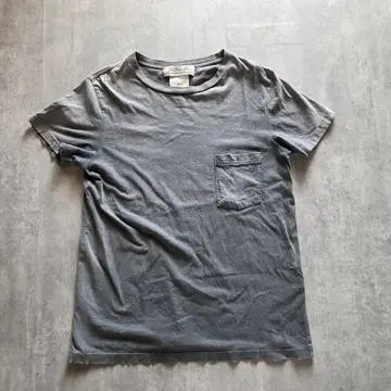 REMI RELIEF 페이드 포켓 T