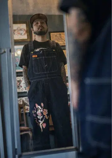 UNIVERSAL OVERALL 프론트 프린트 / 프렌치 불독 x 핀업걸
