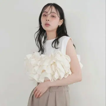 LIAN 프릴 뷔스티에 도킹 T