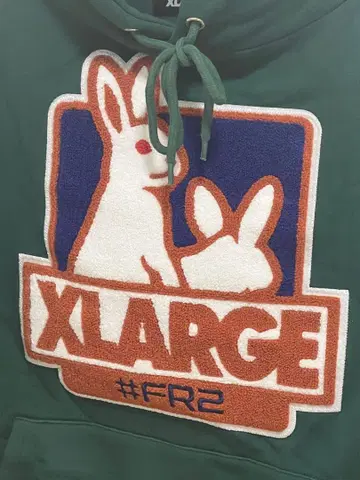 Fr2 XLARGE 후드티 사이즈 M