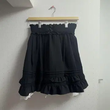 Secrethoney 프릴 볼륨 스커트 화이트 레이스 블랙 스커트