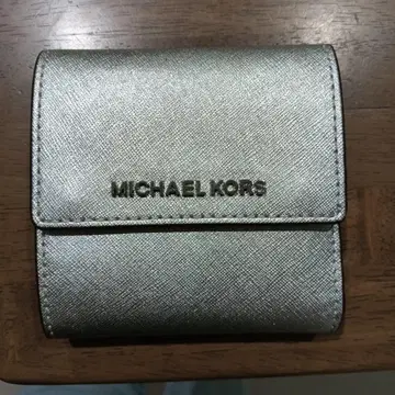 MICHAEL KORS 실버 3단 폴더형 지갑