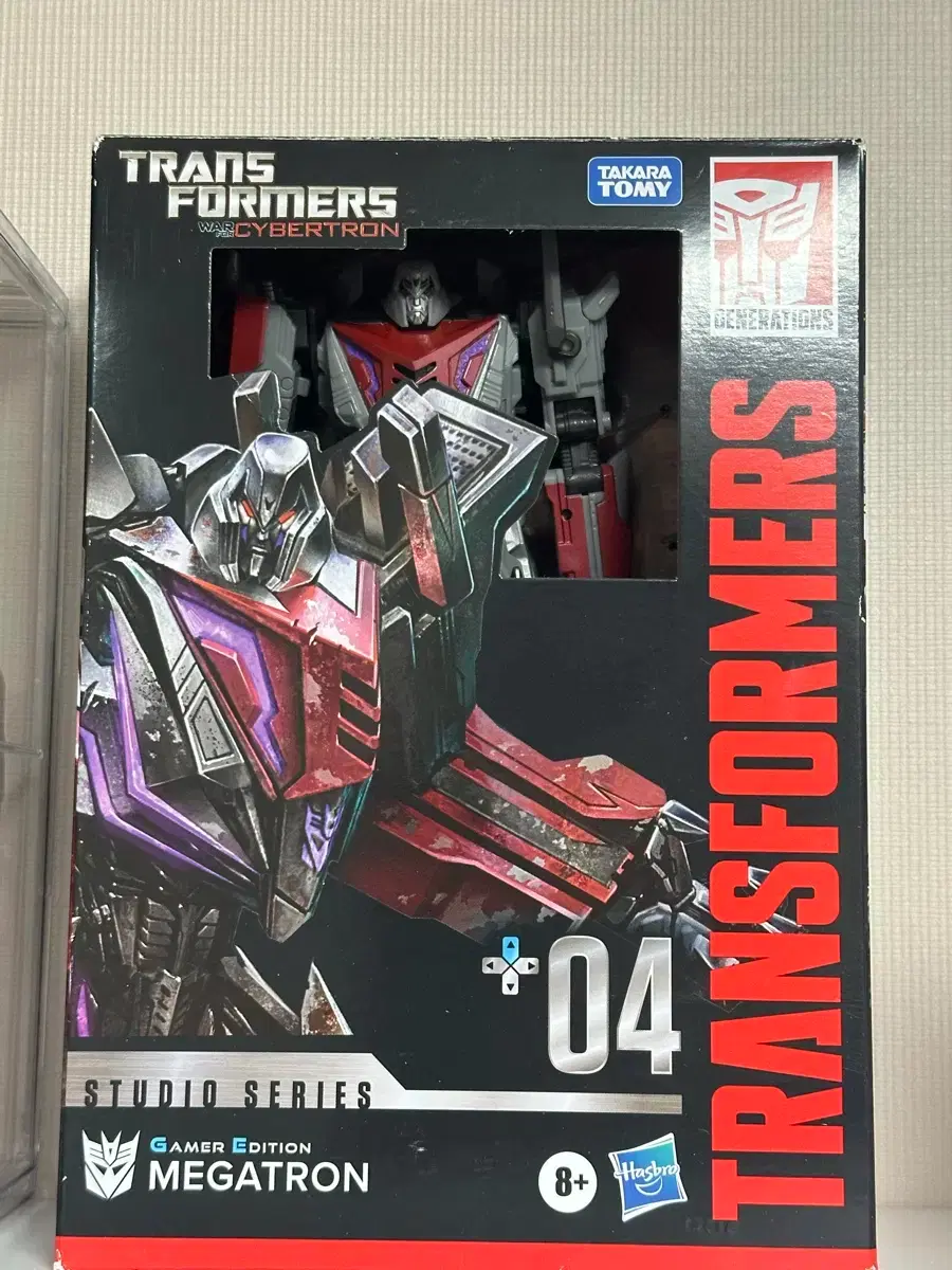 btt-02 라오비 옵티머스 & 스튜디오 증강판 메가트론 일괄 판매 on Bunjang Global Site.