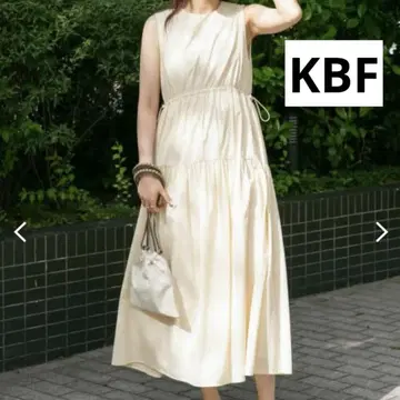 [새상품급] KBF 원피스 슬리브리스 베이지 개더