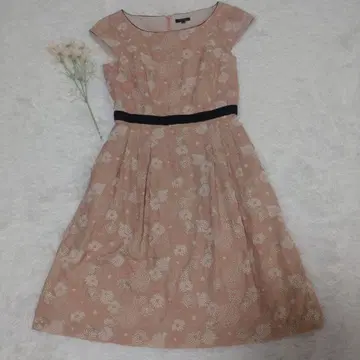 TOCCA 토카 꽃무늬 자수 플레어 원피스 프렌치 슬리브 0