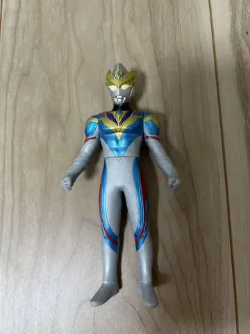 울트라맨 피규어 실버 블루 약 15cm