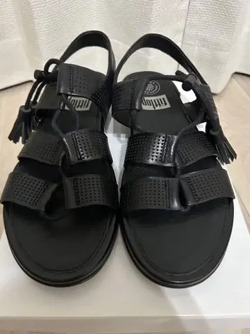 fitflop 블랙 샌들