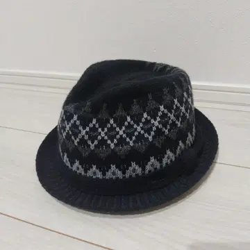 퀵실버 페도라 햇 블랙 앤 그레이
