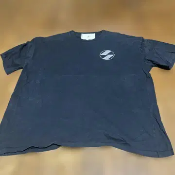 THE SALVAGES PIXEL EMBLEM OS T-SHIRT