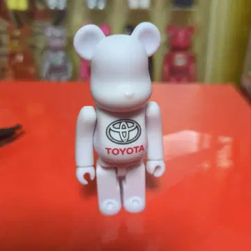베어브릭 시리즈 40 TOYOTA 도요타