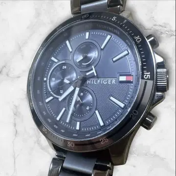 TOMMY HILFIGER 크로노그래프 손목시계 작동품