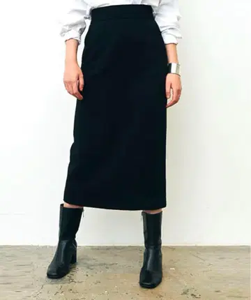 [새상품급] 클라네 POCKET BASIC SKIRT 베이직 스커트 S