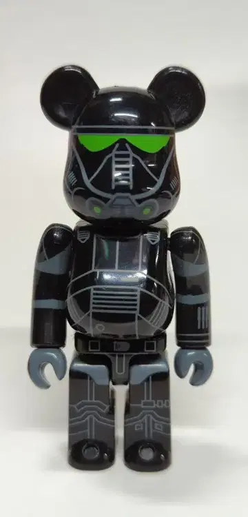 MEDICOMTOY BE@RBRICK DEATH TROOPER 100%