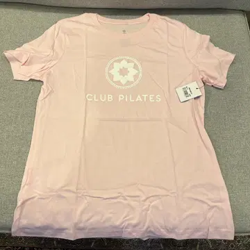 CLUB PILATES 로고 T셔츠 미국 M 사이즈 핑크