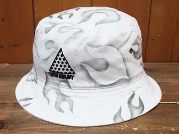 새상품 50개 한정 LOVE EAR ART FIRE HAT 버킷 햇