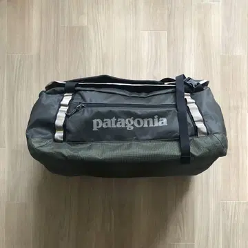 patagonia 블랙홀 55L fa24