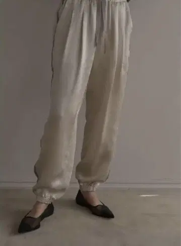 마노프 MANOF SIDE LINE SPORTS SATIN PANTS